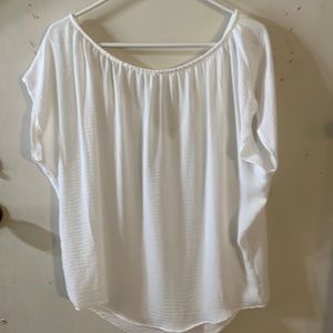 CAbi simple white top
